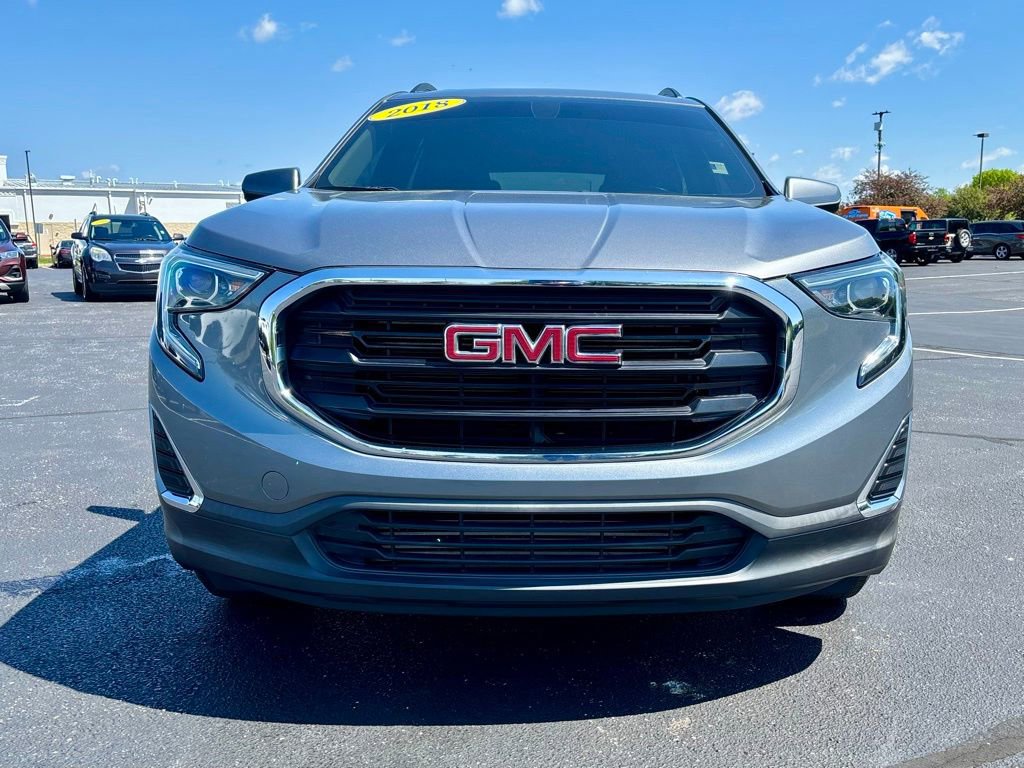 Used 2018 GMC Terrain SLE w/ Driver Convenience Package FWD image 10