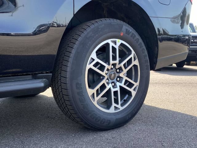 New 2026 Ford Expedition Max Active RWD image 9