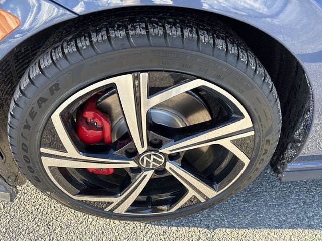 New 2026 Volkswagen GTI SE image 7