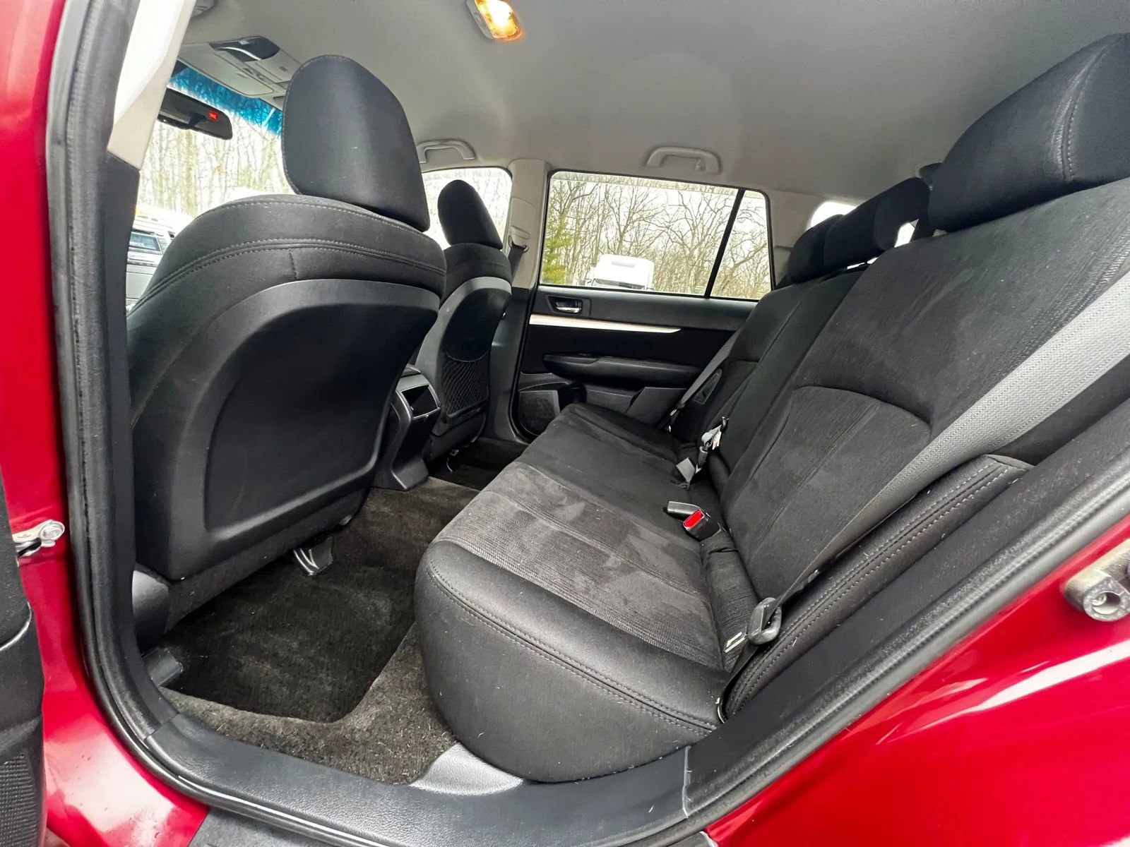 Used 2013 Subaru Outback 2.5i Premium w/ All-Weather Pkg image 10