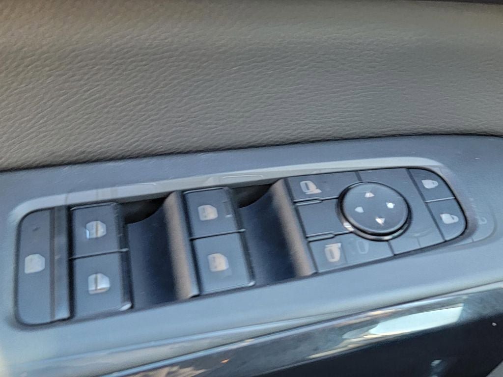 Certified 2025 Nissan Pathfinder S w/ Cargo Package image 33