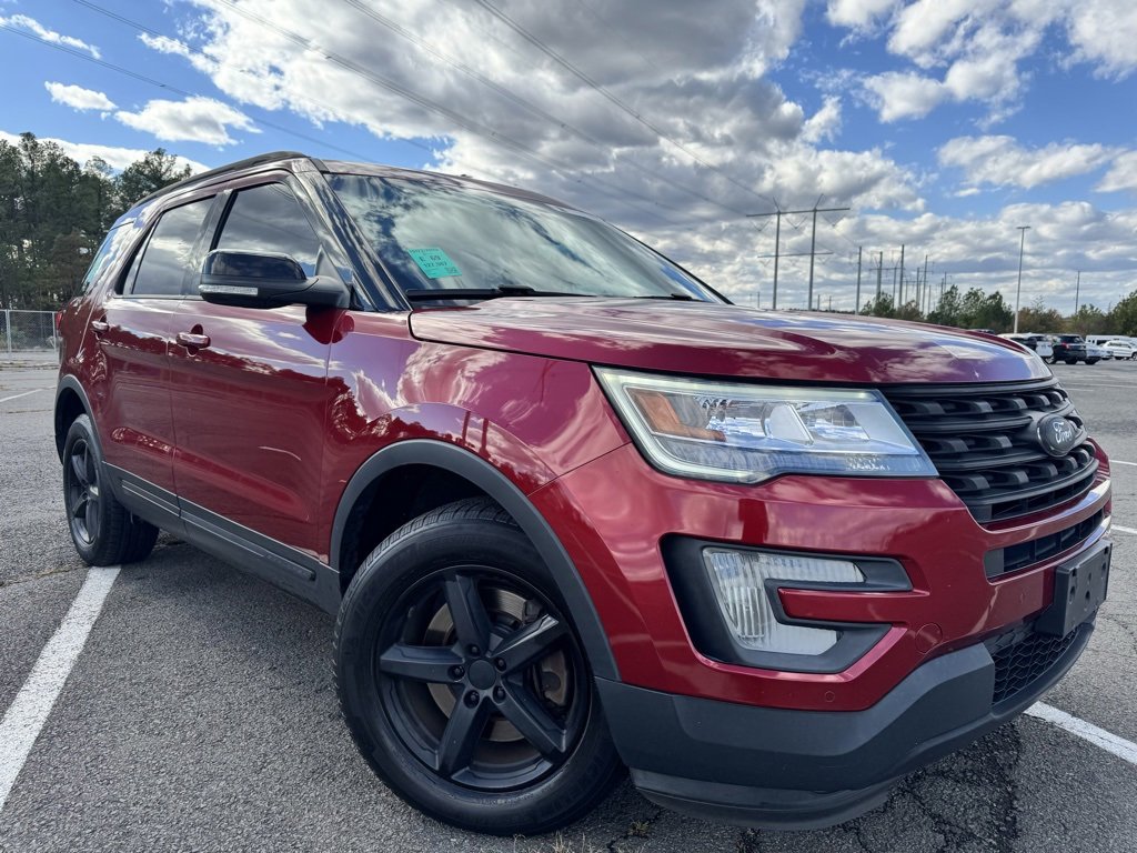 Used 2017 Ford Explorer XLT w/ Equipment Group 202A