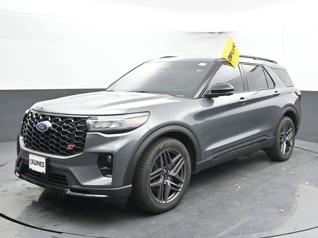 Used 2025 Ford Explorer ST w/ Sun And Sound Package image 6