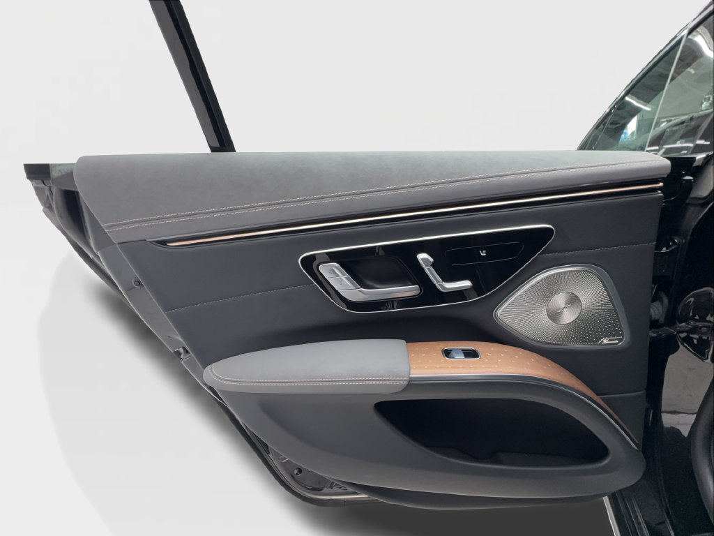 Used 2024 Mercedes-Benz EQS 450+ Sedan image 27