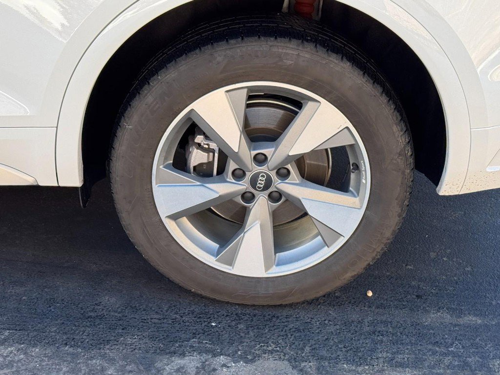 Used 2025 Audi Q5 2.0T Premium Plus image 5