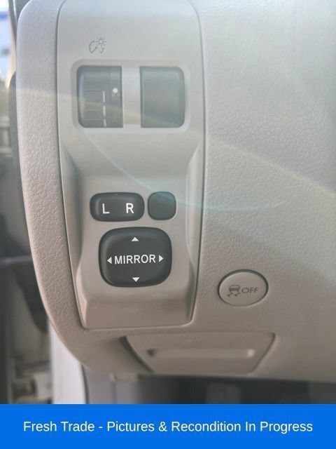 Used 2012 Subaru Forester 2.5X Limited AWD/4WD image 18