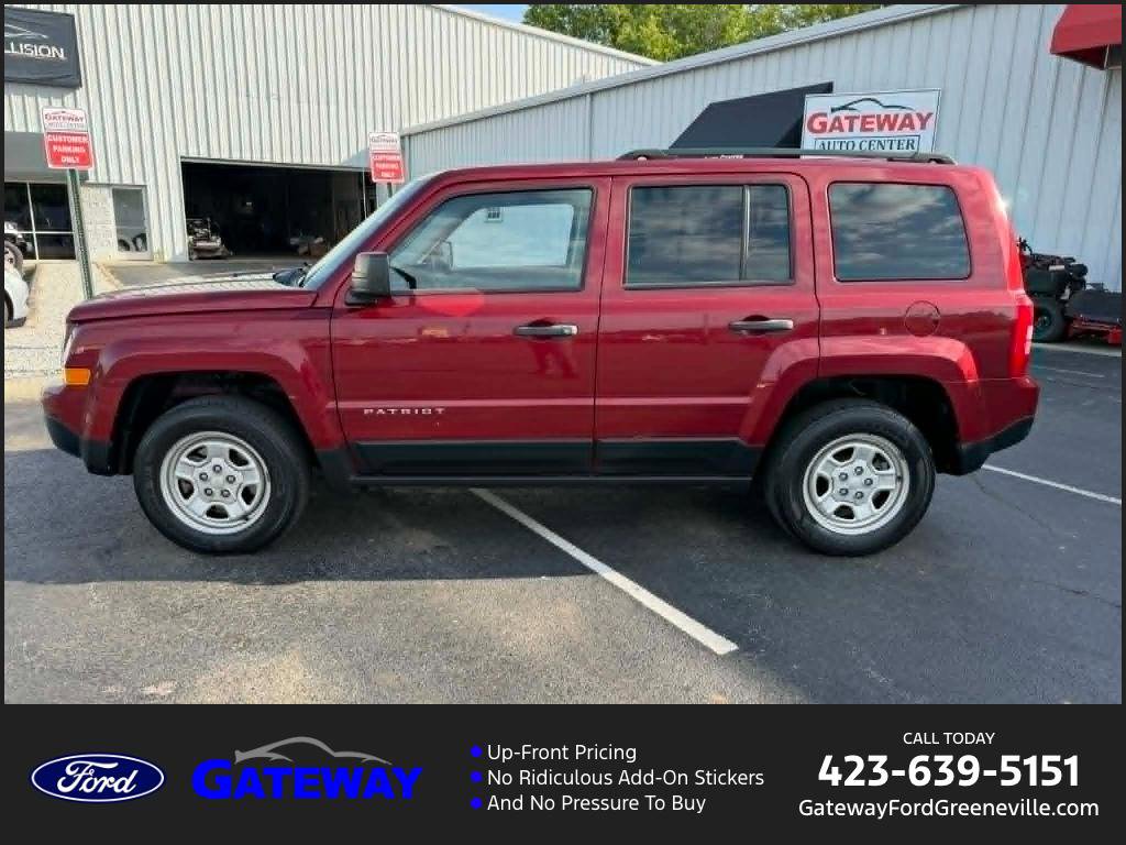 Used 2016 Jeep Patriot Sport AWD/4WD image 1