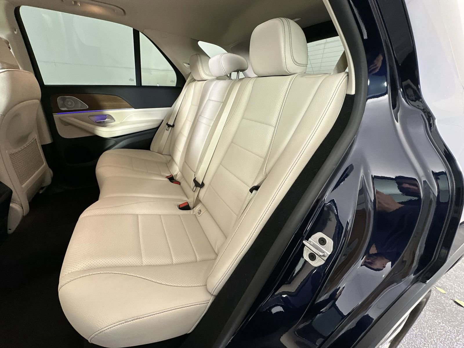 Used 2021 Mercedes-Benz GLE 350 w/ Premium Package image 27