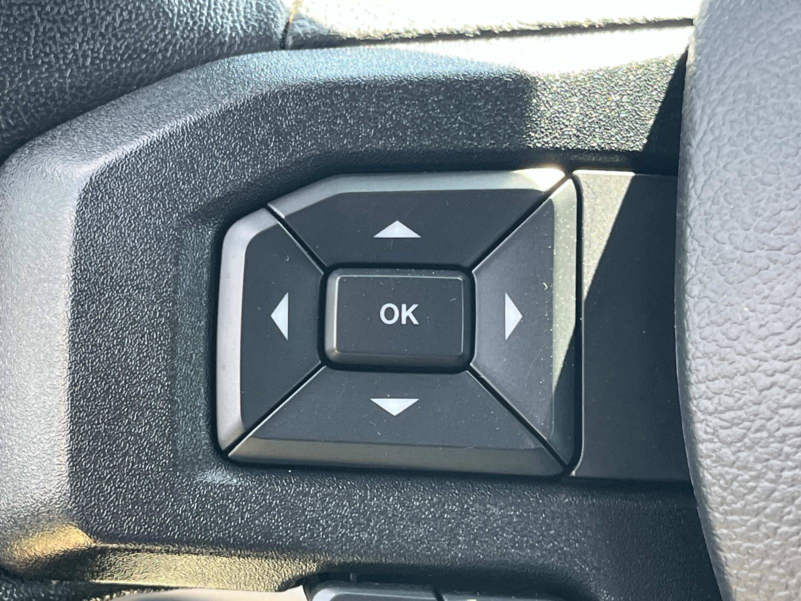 Used 2019 Ford F150 XLT w/ Equipment Group 302A Luxury AWD/4WD image 29