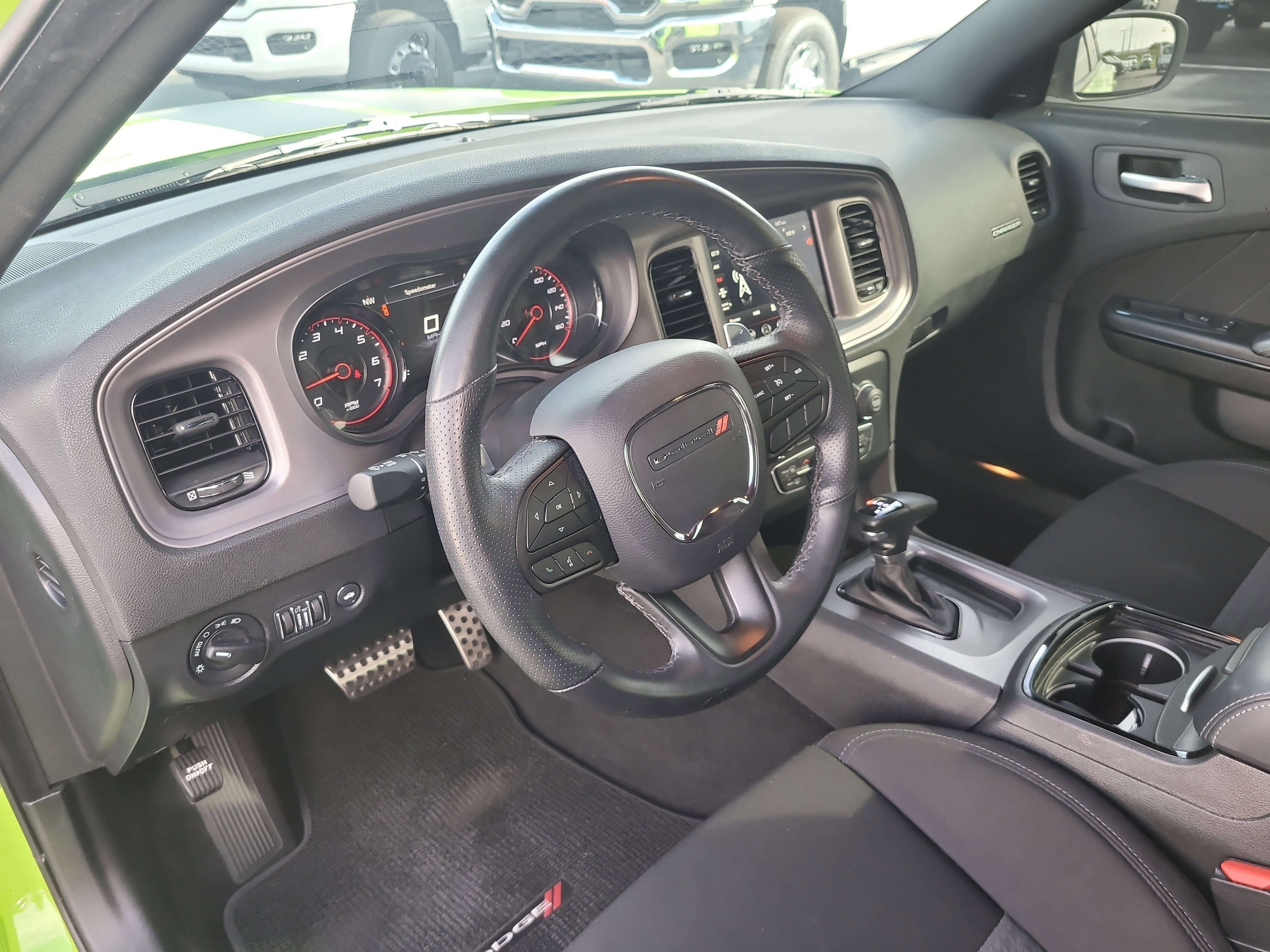 Used 2023 Dodge Charger R/T w/ Harman/Kardon Audio Group image 18