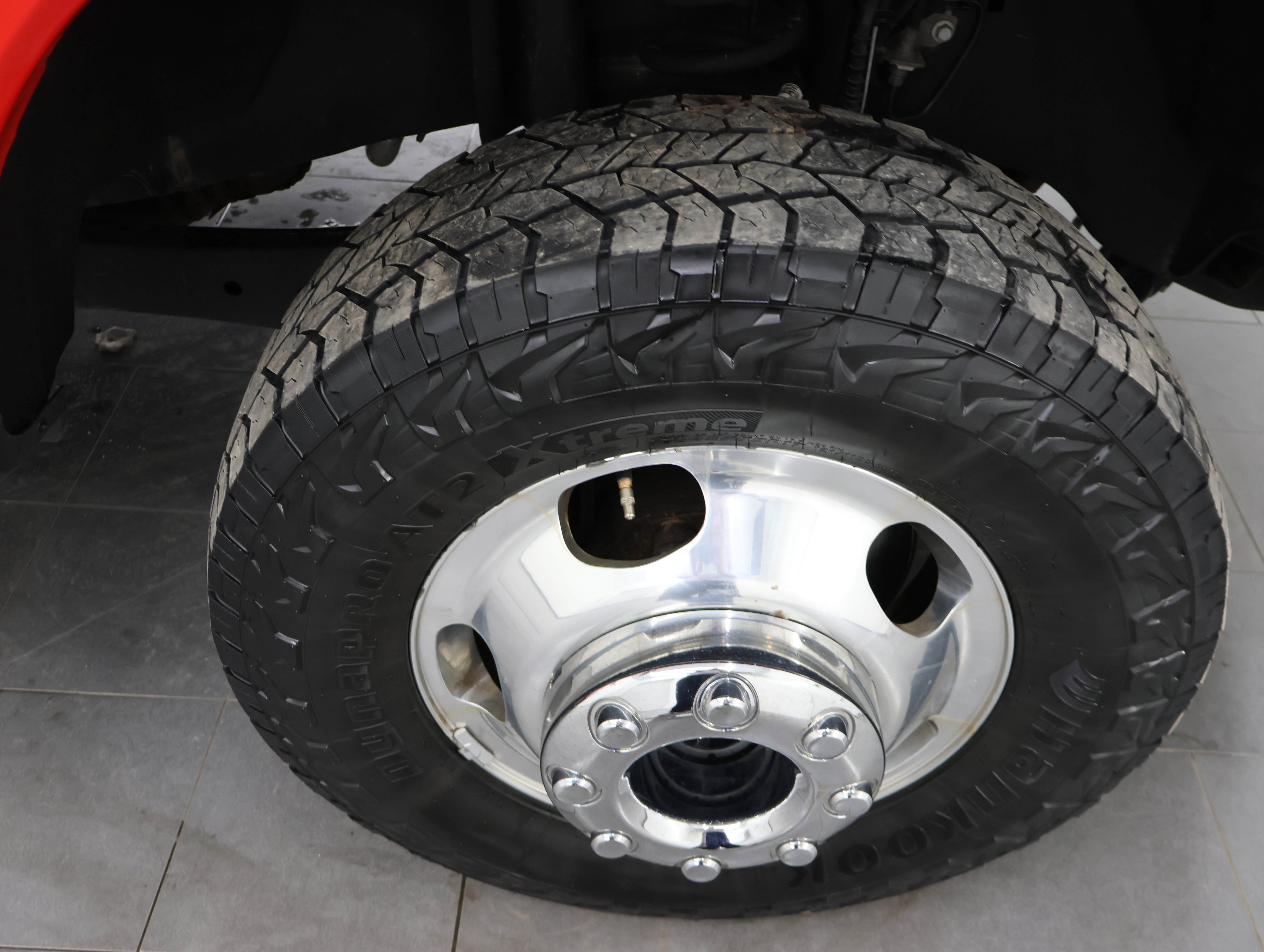 Used 2022 Ford F350 Lariat w/ Lariat Ultimate Package image 3