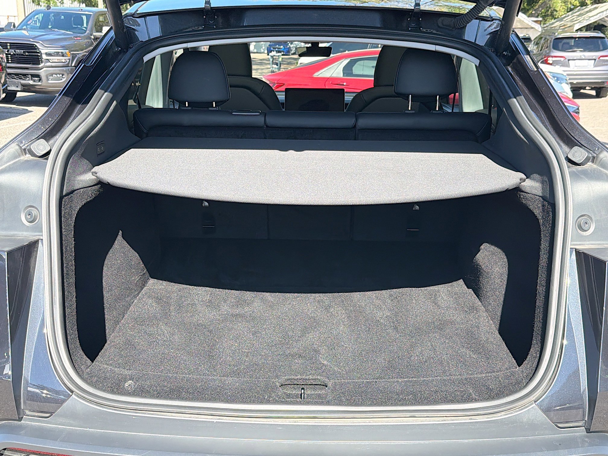 Used 2026 Tesla Model Y 2WD image 11