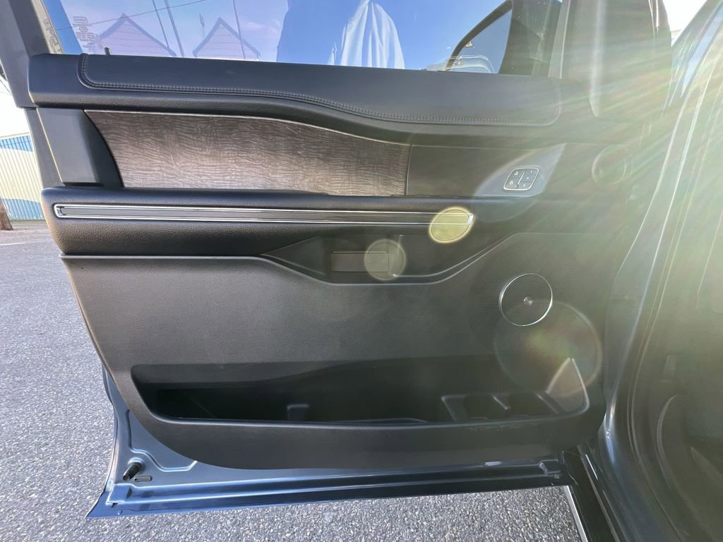 Used 2020 Ford Expedition Max Limited w/ Special Edition Package image 23