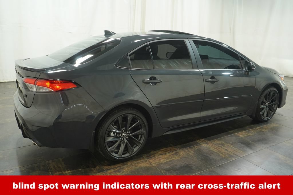 Used 2025 Toyota Corolla SE w/ SE Premium Package FWD image 4