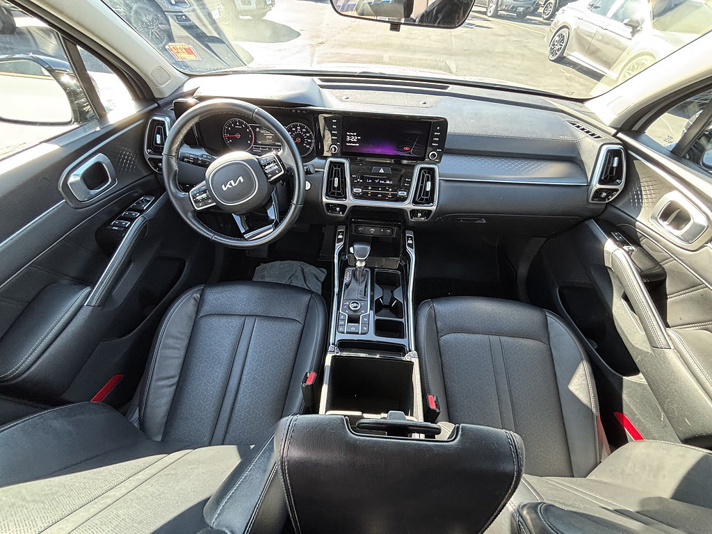 Used 2022 Kia Sorento SX AWD/4WD image 18