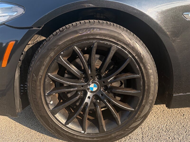 Used 2014 BMW 528i xDrive Sedan AWD/4WD image 24