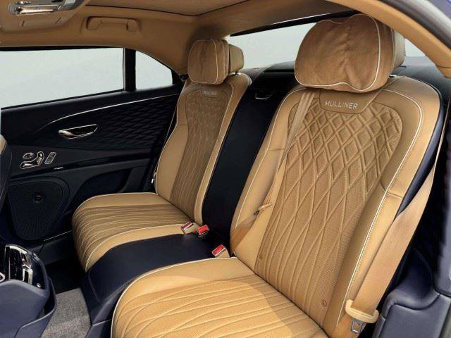 Used 2023 Bentley Flying Spur W12 AWD/4WD image 41