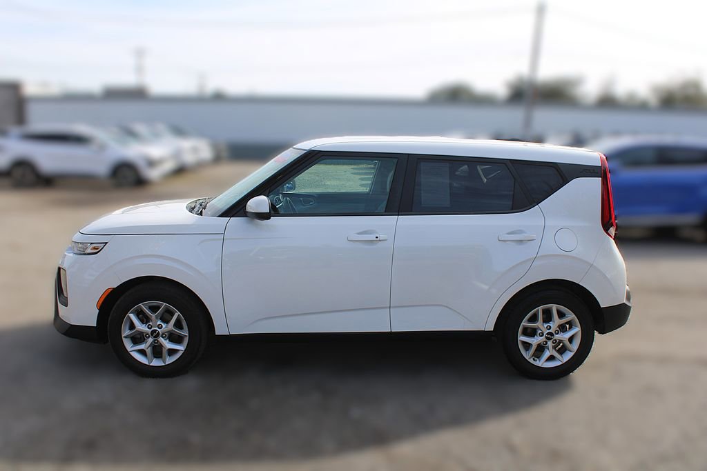 Used 2022 Kia Soul S image 13