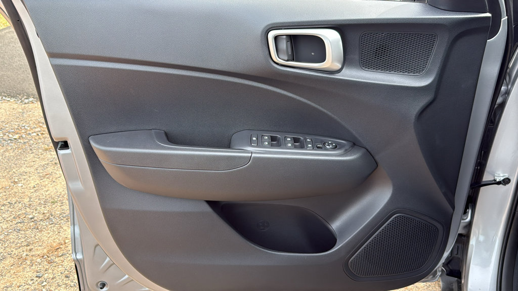 New 2026 Hyundai Venue SEL FWD image 15