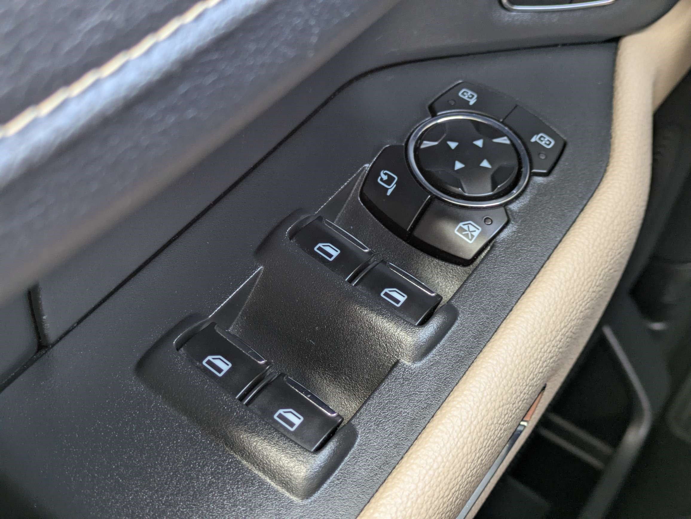 Used 2024 Ford Expedition Limited RWD image 26