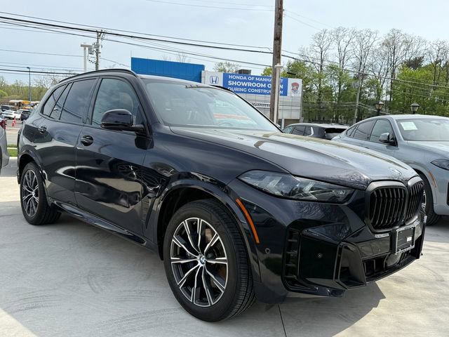 Certified 2024 BMW X5 xDrive40i w/ M Sport Package image 3