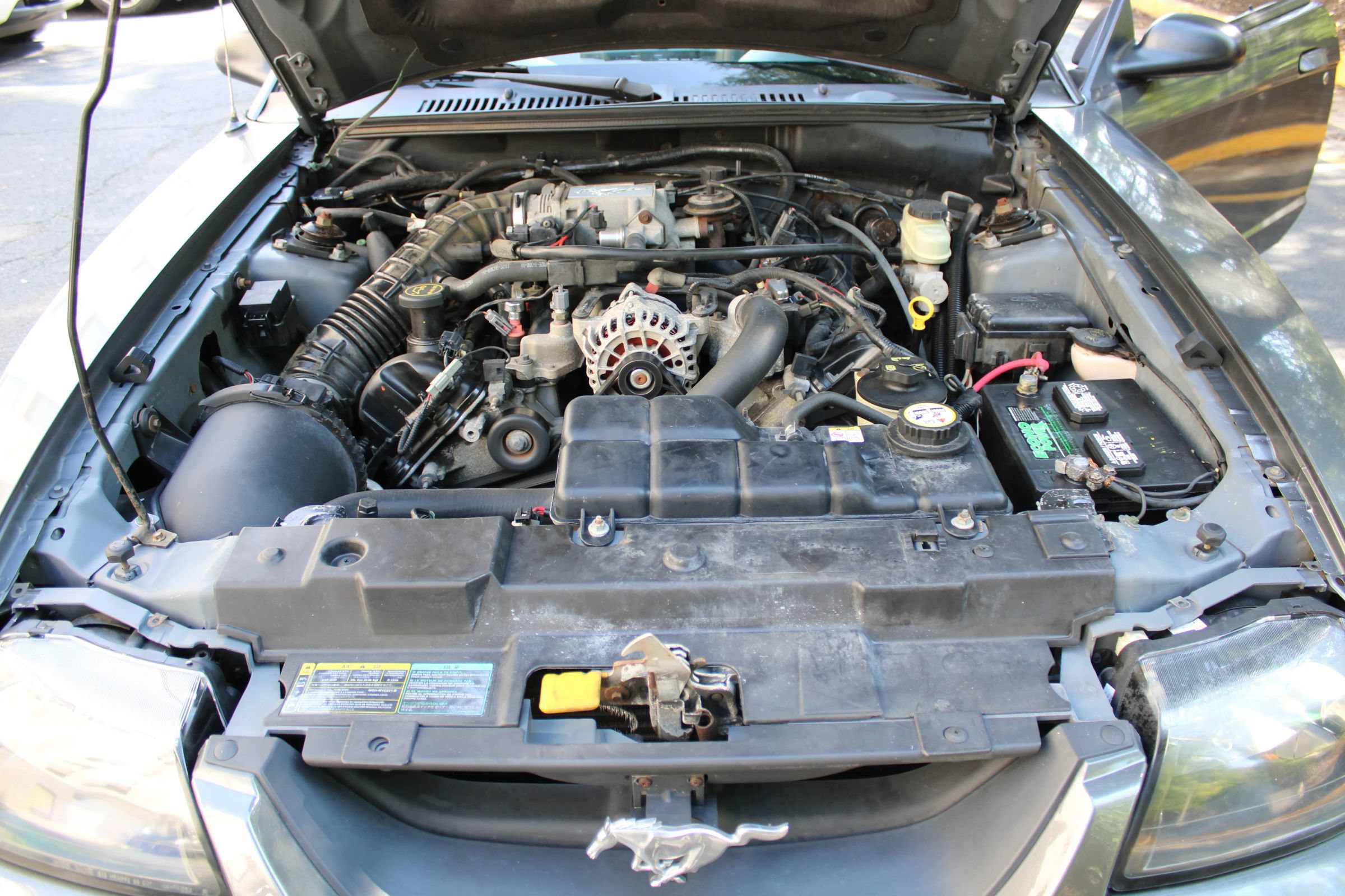 Used 2004 Ford Mustang GT RWD image 29