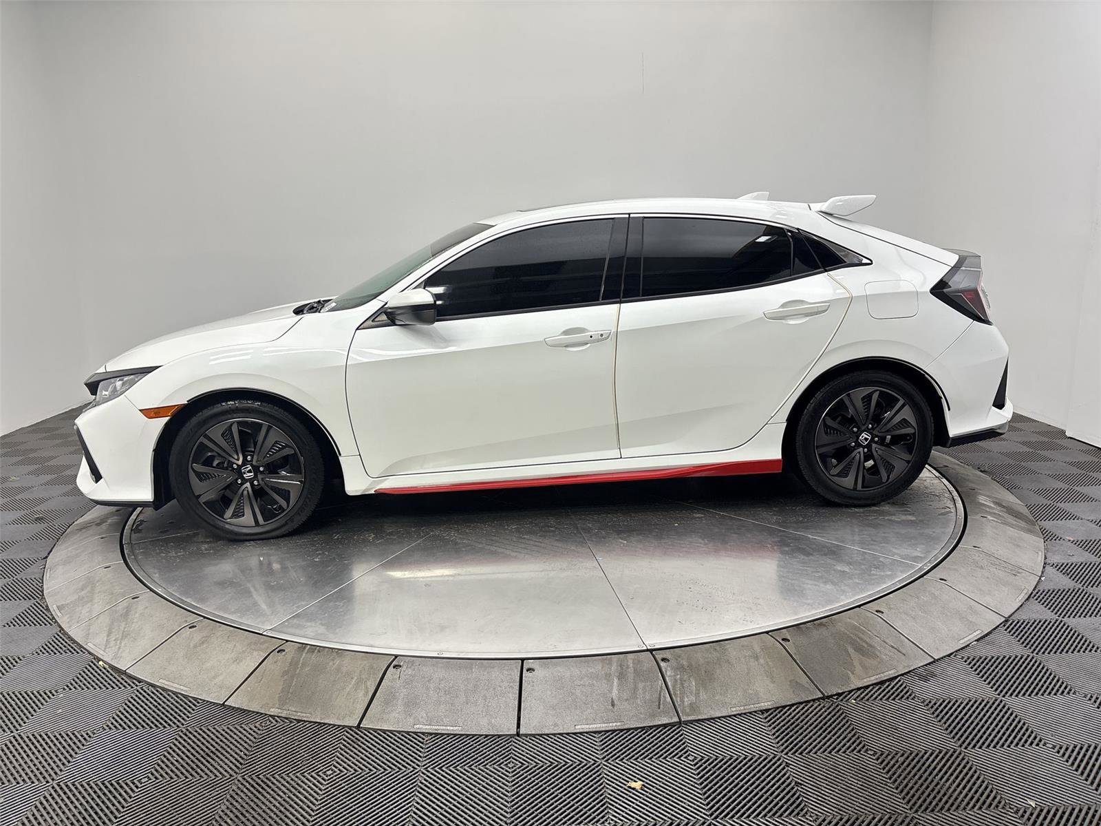Used 2018 Honda Civic EX image 16