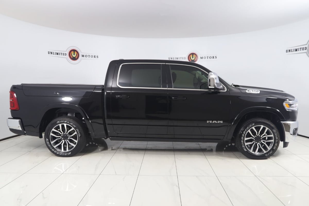 Used 2025 RAM 1500 Limited w/ Trailer Tow Group AWD/4WD image 2