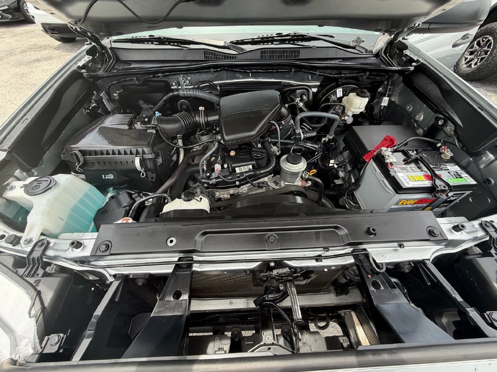 Used 2023 Toyota Tacoma SR RWD image 17