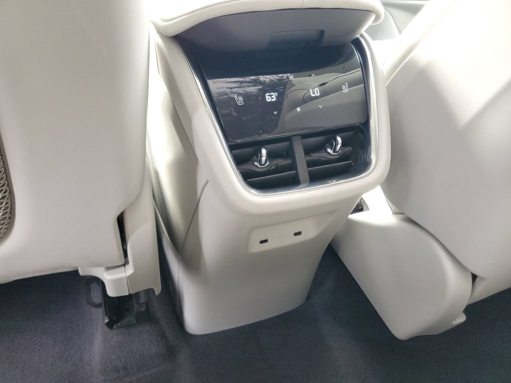 Certified 2025 Volvo EX90 Ultra AWD/4WD image 14