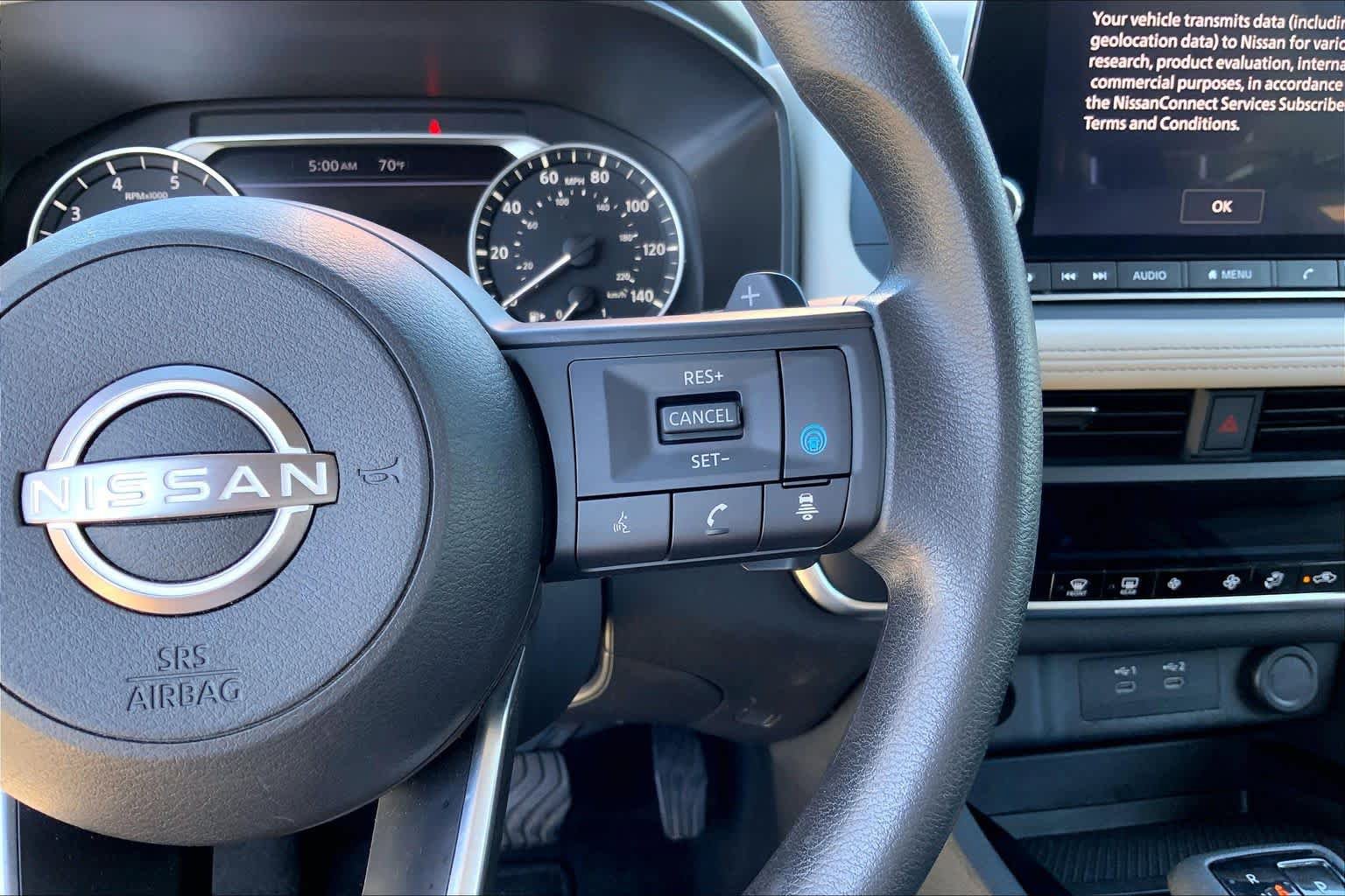 Used 2024 Nissan Rogue SV AWD/4WD image 23