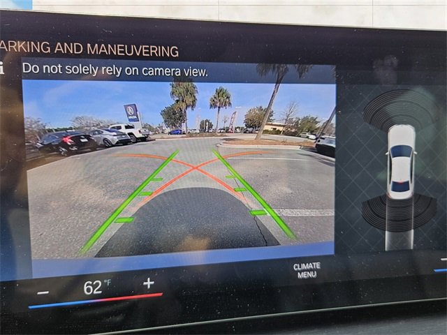 Used 2024 BMW 330e image 8