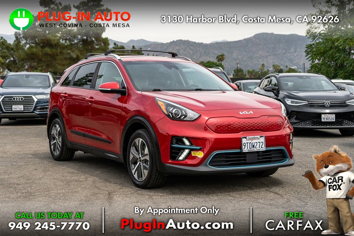 Used 2022 Kia Niro EX image 3