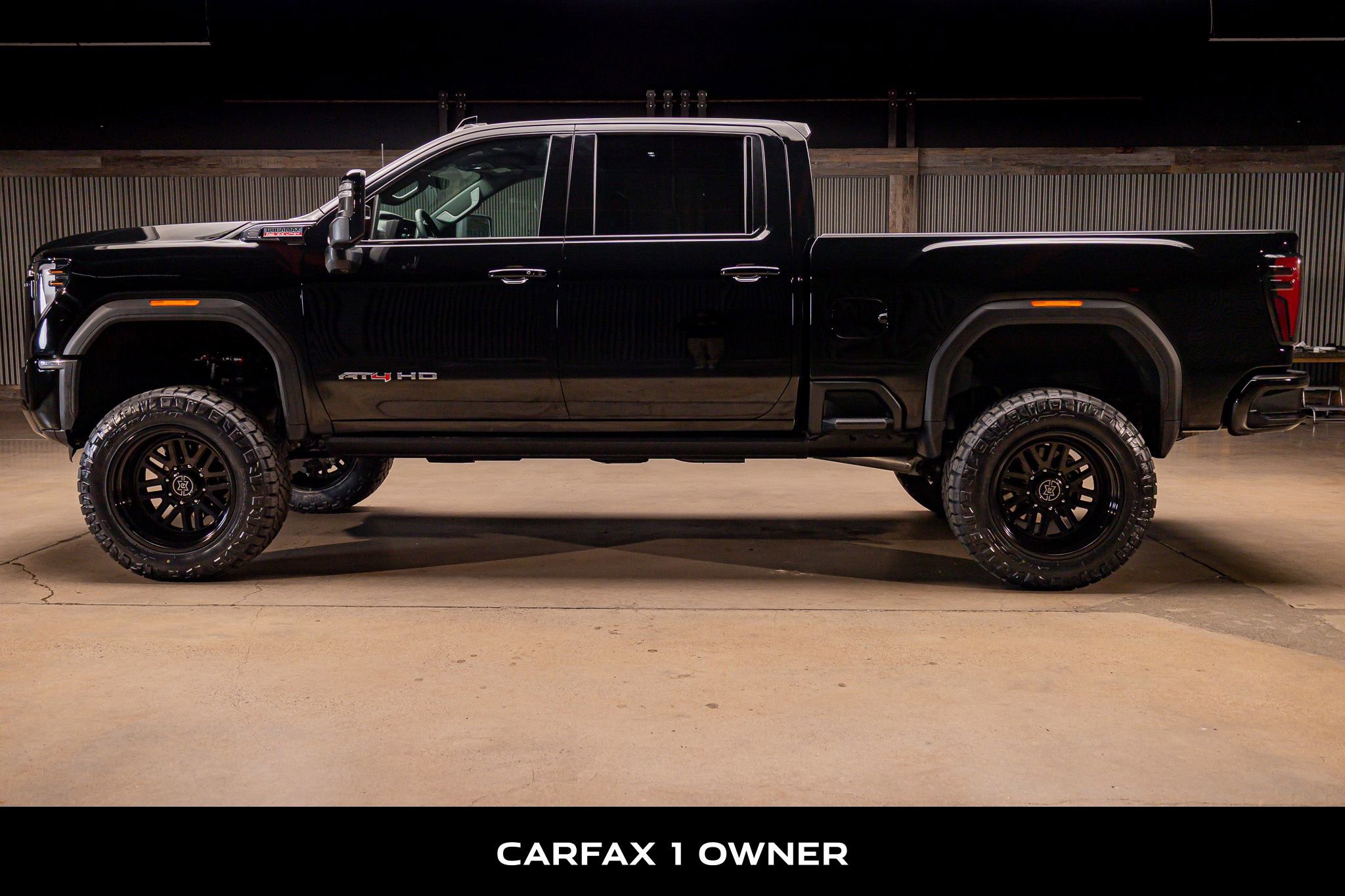 Used 2025 GMC Sierra 2500 AT4 w/ AT4 Premium Plus Package image 5