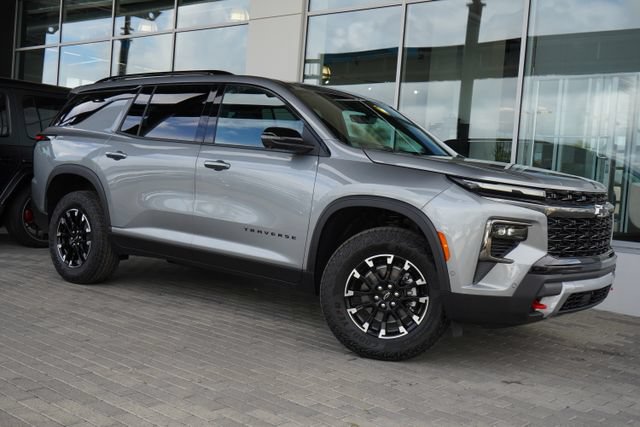 New 2026 Chevrolet Traverse Z71 w/ Enhanced Driving Package AWD/4WD image 1