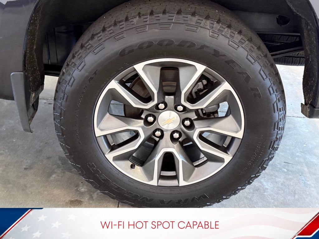 Used 2022 Chevrolet Silverado 1500 LT w/ Protection Package AWD/4WD image 13