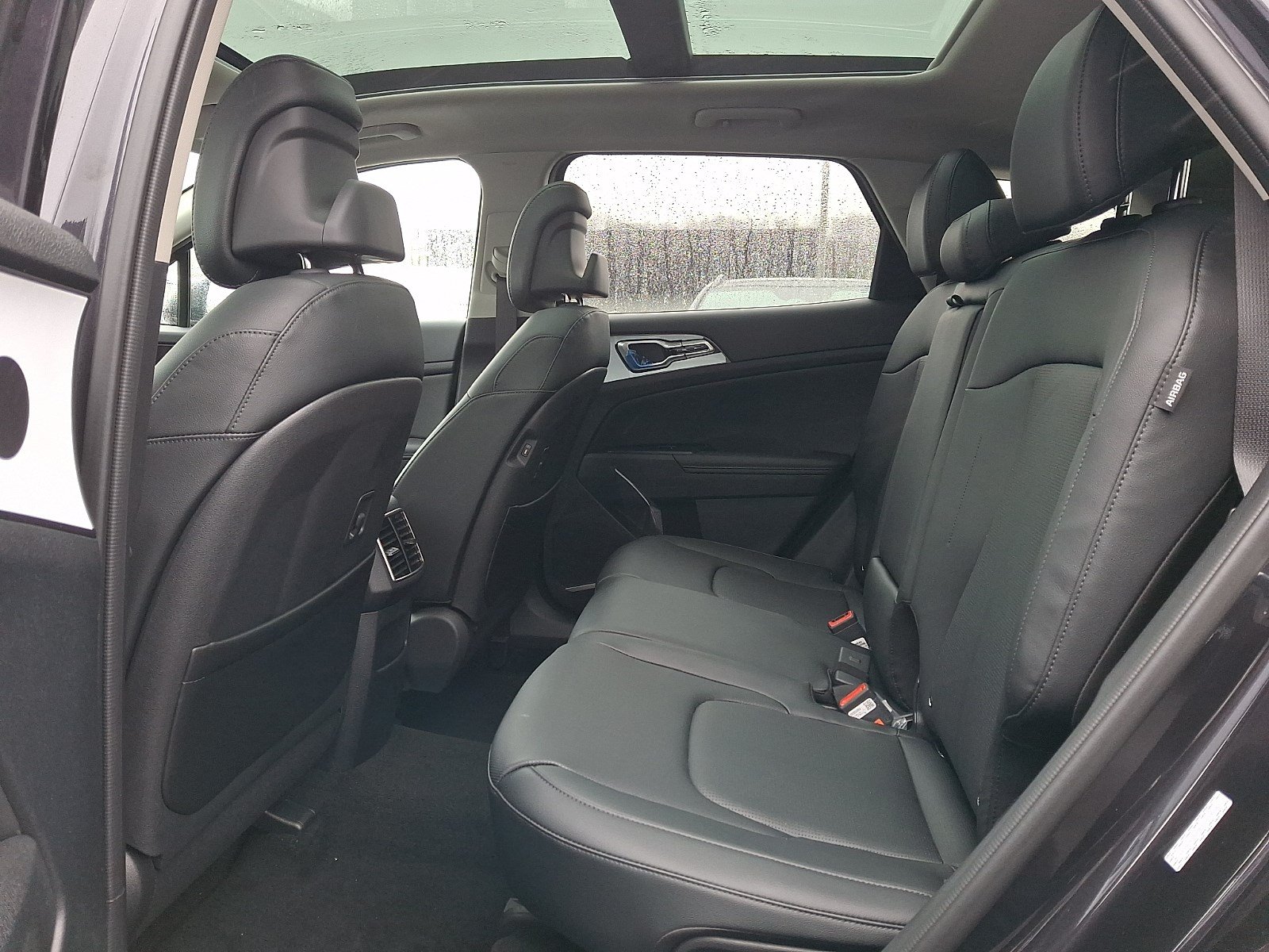 New 2026 Kia Sportage EX w/ EX Panorama Roof Package FWD image 6