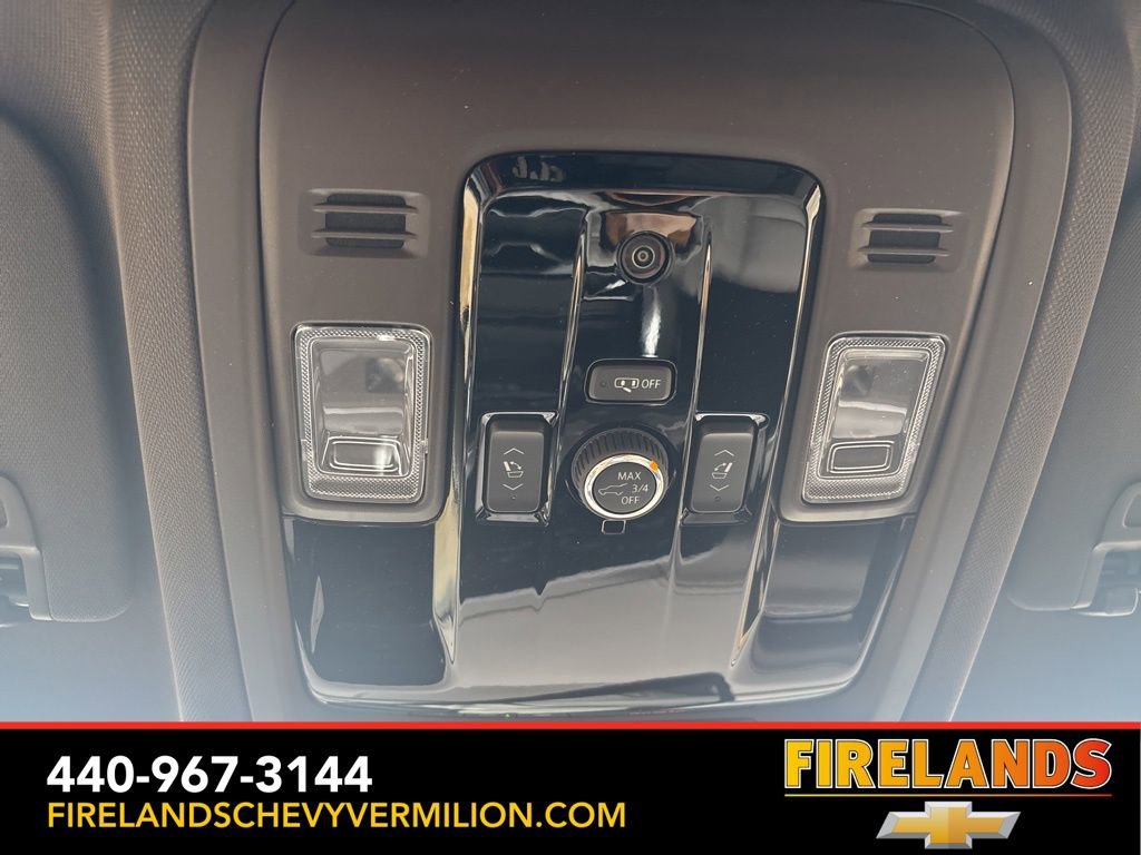 New 2026 Chevrolet Suburban LT w/ Comfort Package image 24