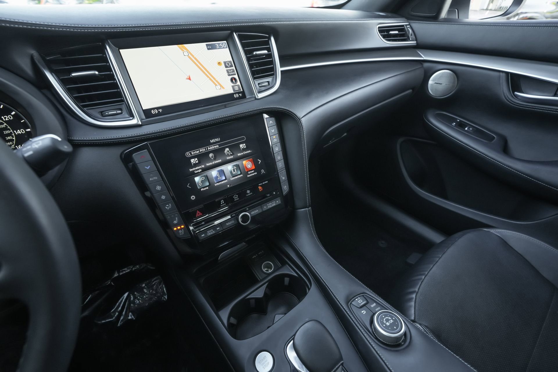 Certified 2023 INFINITI QX55 Essential image 10