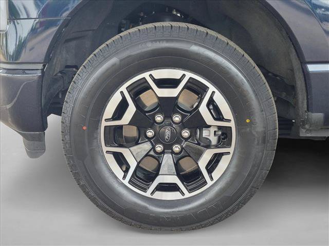 Used 2023 Ford F150 Lightning XLT AWD/4WD image 22