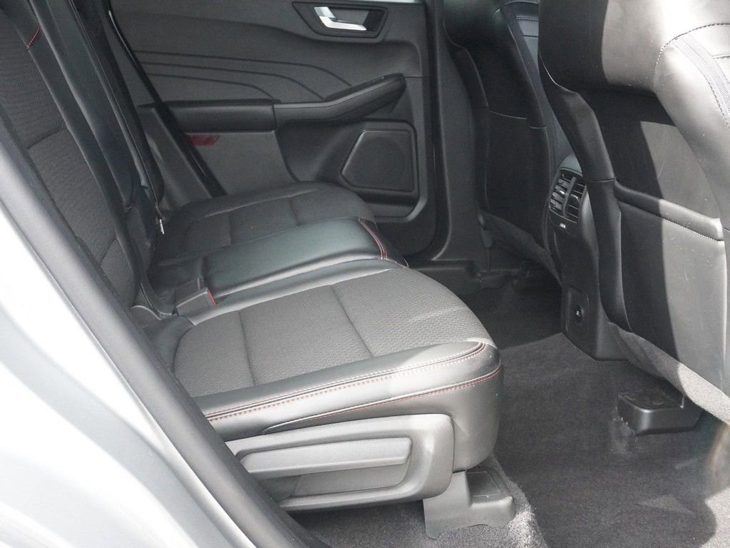 Used 2023 Ford Escape ST-Line Elite image 29