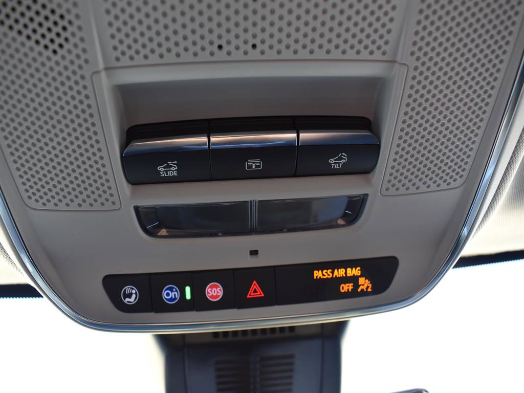 New 2026 GMC Terrain Denali w/ LPO, Floor Liner Package image 15