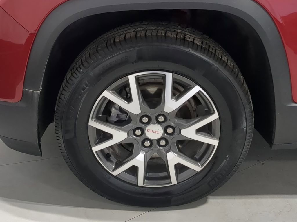 Used 2021 GMC Acadia SLE w/ Driver Convenience Package image 17