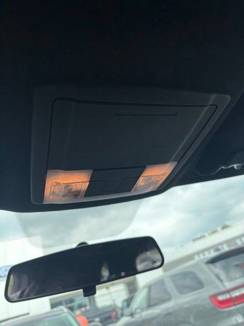 Used 2017 Ford Explorer XLT AWD/4WD image 26