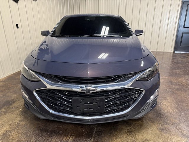 Used 2025 Chevrolet Malibu RS image 2