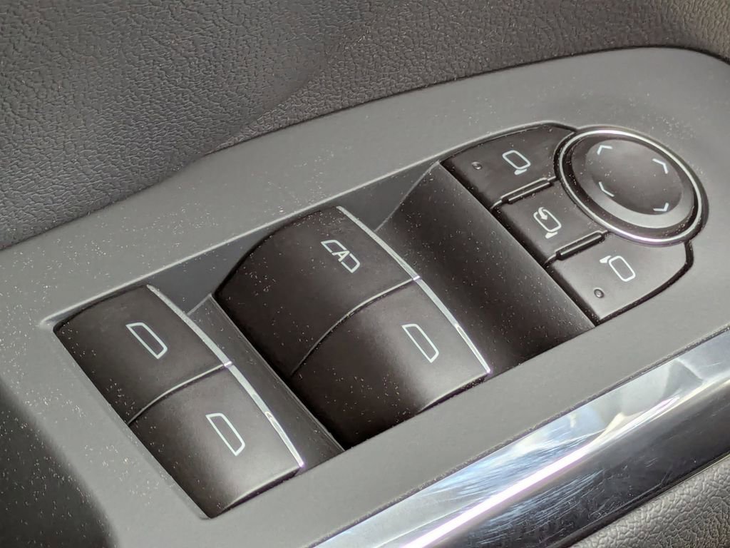 New 2026 Chevrolet Traverse High Country image 26