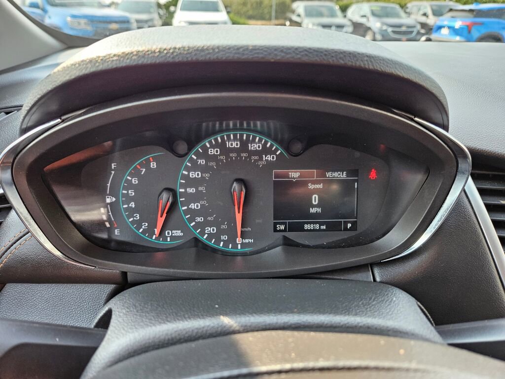 Used 2021 Chevrolet Trax LT image 3