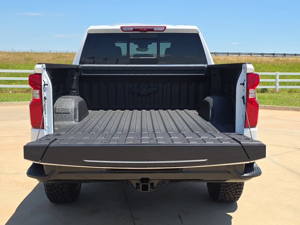 New 2026 Chevrolet Silverado 1500 ZR2 AWD/4WD image 12