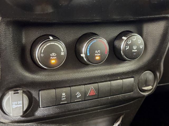 Used 2014 Jeep Wrangler Sport AWD/4WD image 13