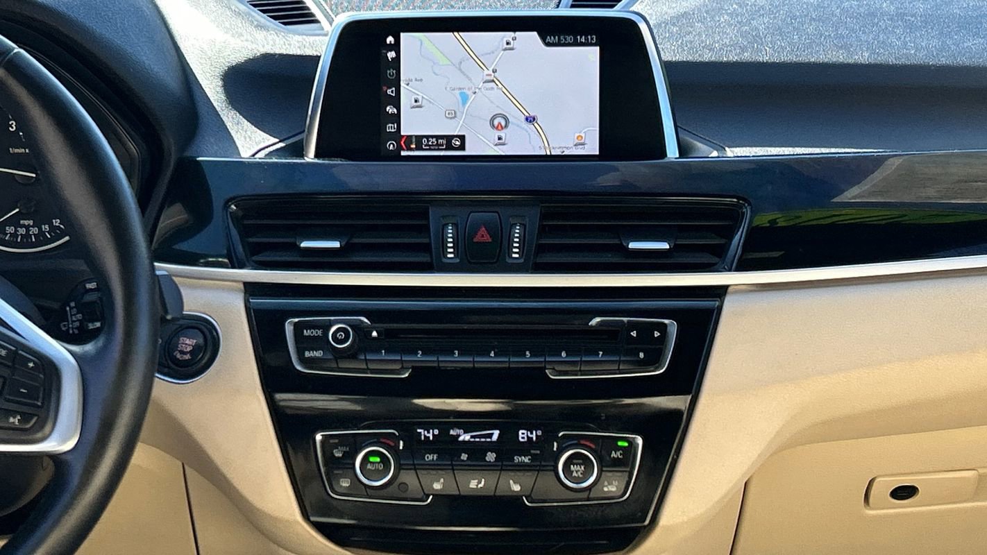 Used 2018 BMW X1 xDrive28i image 19